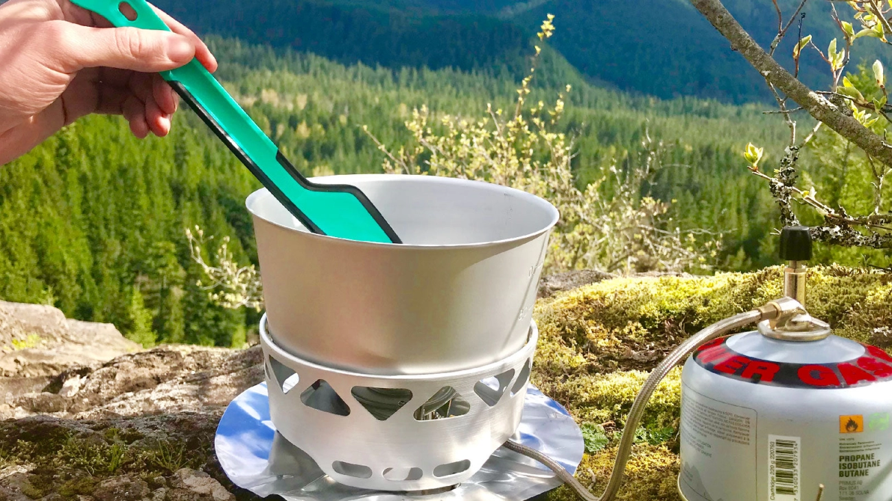 Essential Backcountry Cooking Gear and Hydration Tools